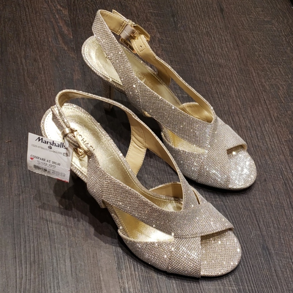 Gorgeous NWT Michael Kors heels